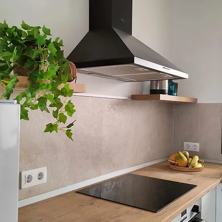 Seascape Pool, Air Con, View, Adult Only شقة *