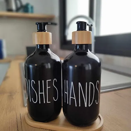 شقة Seascape Pool, Air Con, View, Adult Only *