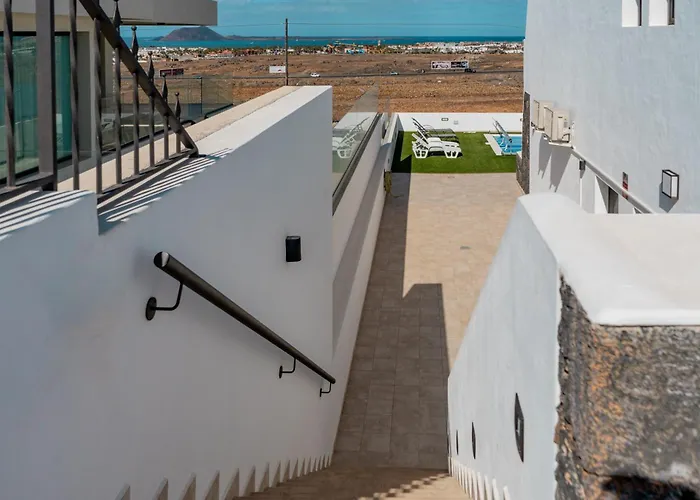 דירה Seascape Piscina Climatizada Adult Only קורלחו