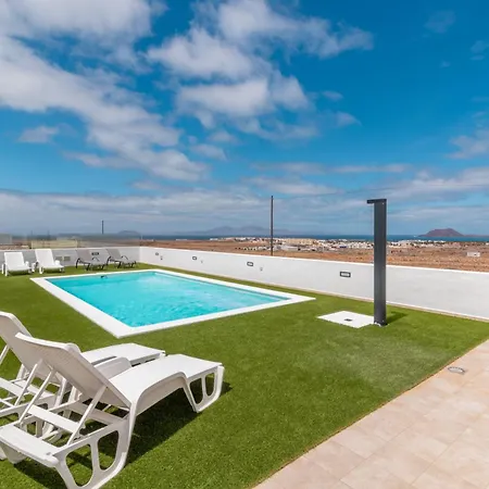 Apartment Seascape Heated Pool Adult Only