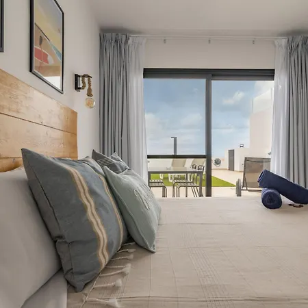 Seascape Heated Pool Adult Only Apartment Corralejo