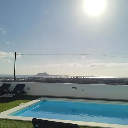 Appartement Seascape Pool, Air Con, View, Adult Only